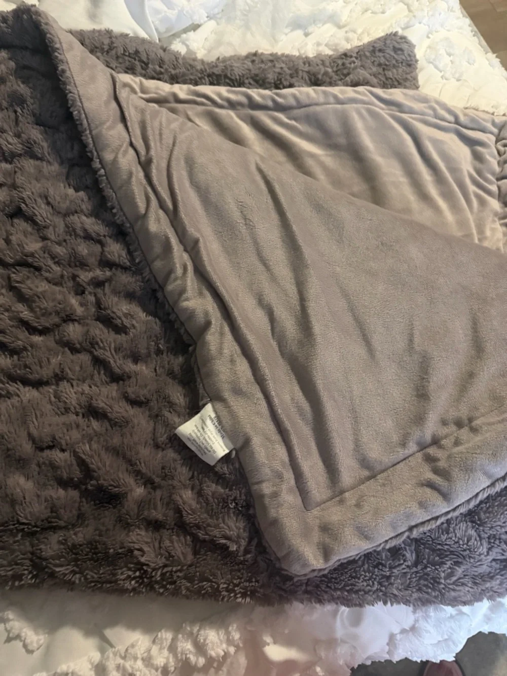 Madison Park Plush Throw Blanket - light lavender gray